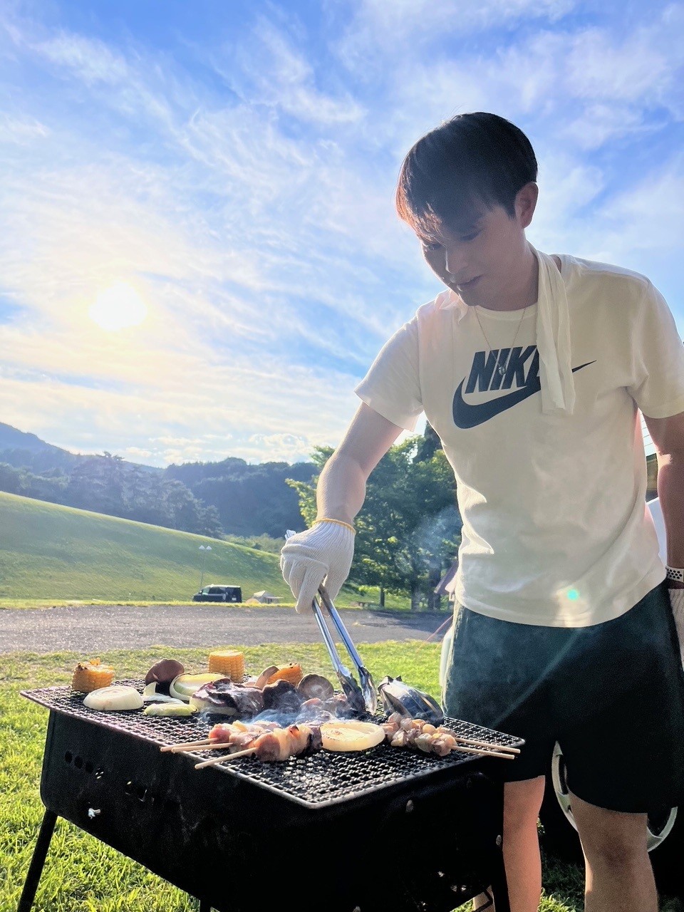 250912チェリリン肉焼く