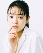 横田真悠