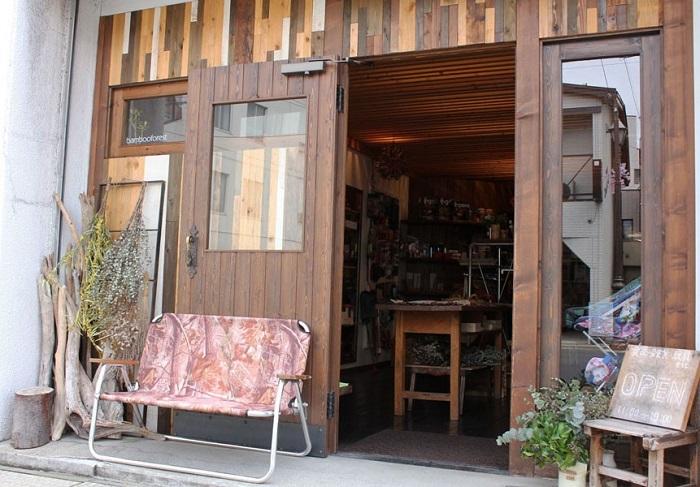 バンブー店入口.jpg