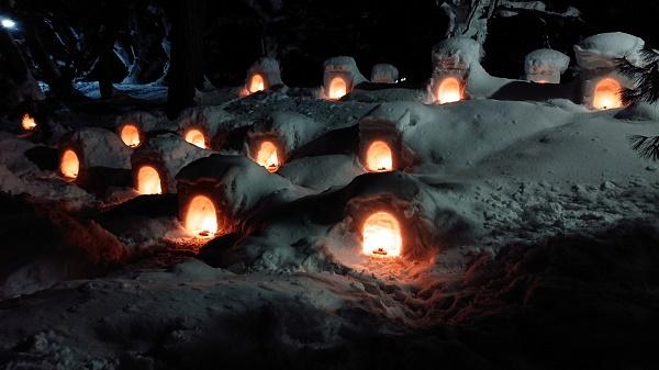 雪灯籠2.jpg