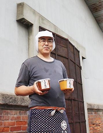 マルシチ津軽味噌・阿部さん.jpg